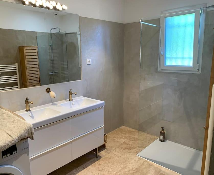 Villa Familiale 9 Pers Cabries Entre Aix Et Marseille 5 Min Gare Aix Tgv 15 Min Aeroport Mp Eksteriør bilde